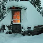 In With Lapland Chalet