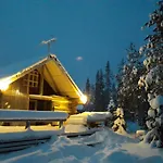Chalet In With Lapland