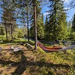 In With Lapland Chalet *